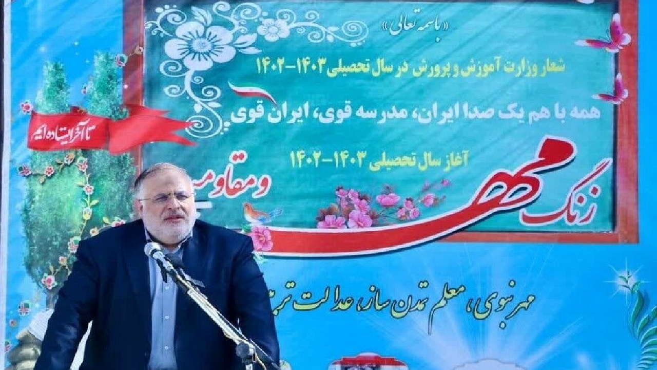 دانش آموزان به روحیه خودباوری نیاز دارند