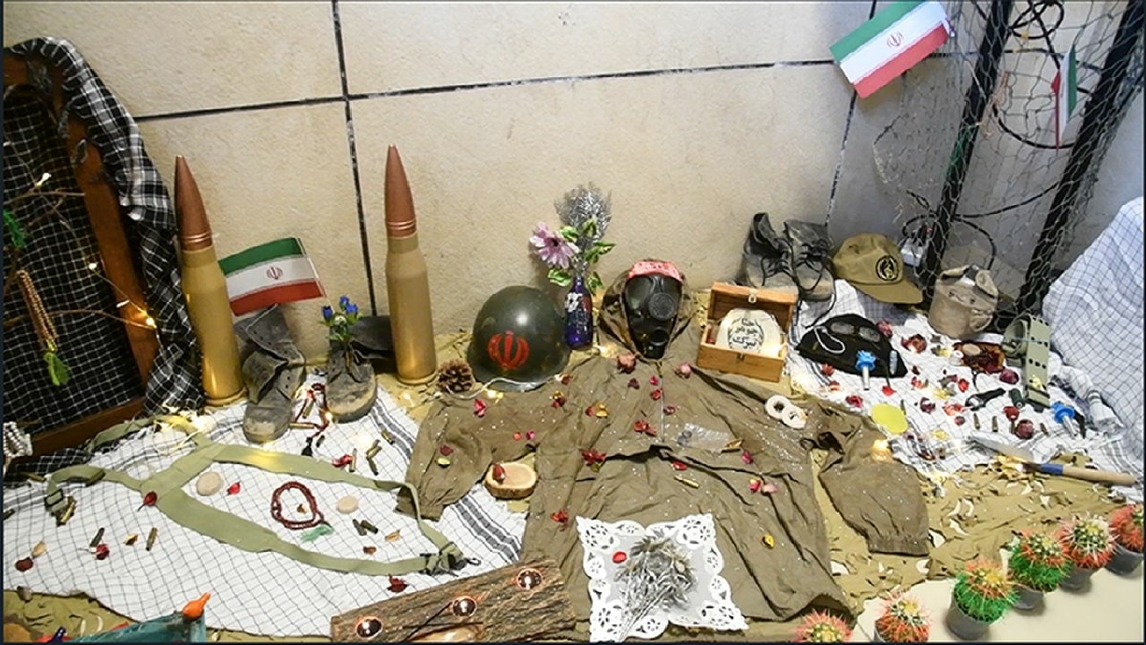 برپایی نمایشگاه هشت سال دفاع مقدس در شرکت گاز استان قزوین