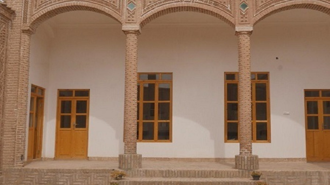 نیاز خانه بی بی مرادی به مرمت اضطراری