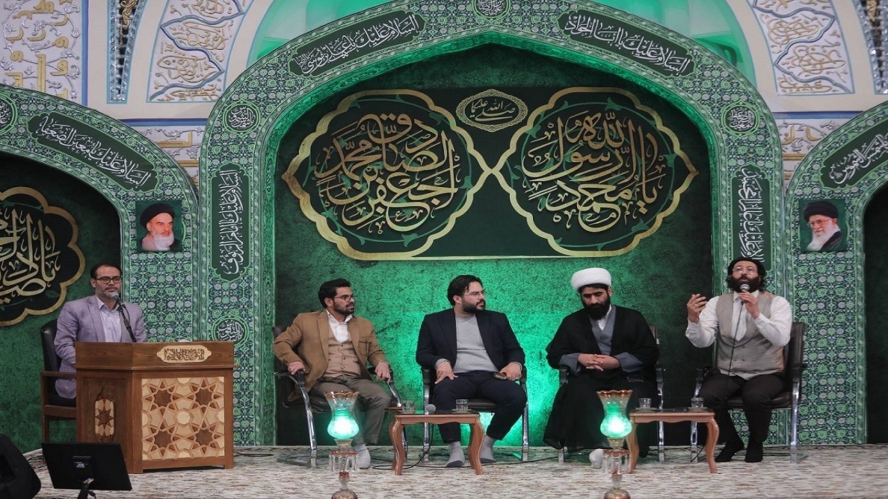 عرض ارادت شاعران به پیامبر اسلام (ص) در محفل «شعر وحدت» حرم مطهر رضوی