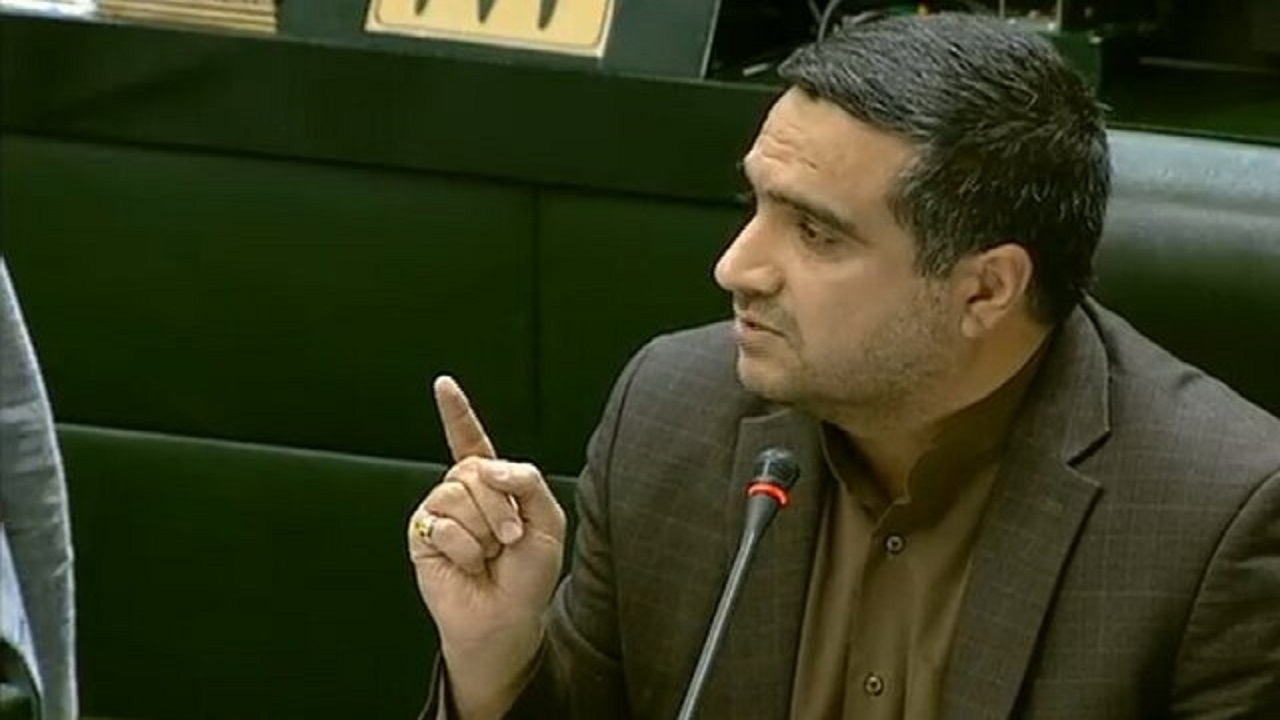 وزارت جهاد کشاورزی برای جلوگیری از ضرر زعفران کاران ورود جدی کند