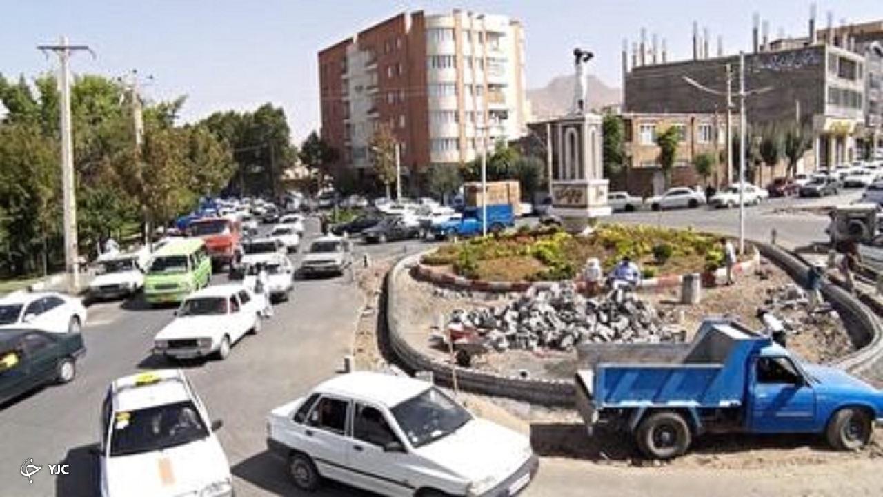 اجرای طرح ترافیکی جدید در میدان نماز مهاباد