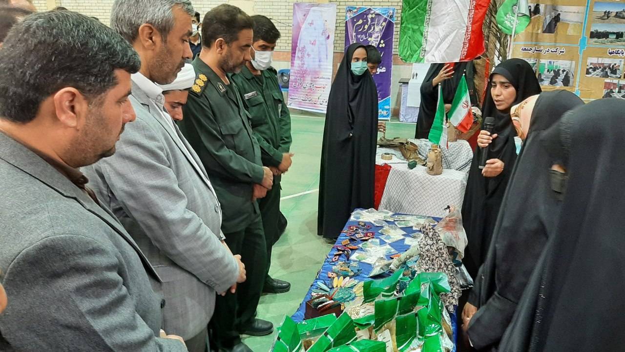 افتتاح نمایشگاه اسوه عملکرد پایگاه مقاومت بسیج در محمدآباد