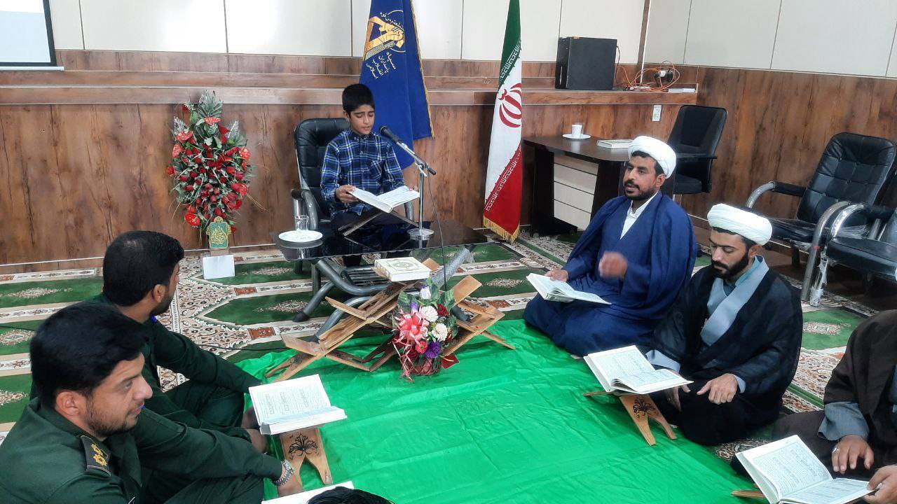 برگزاری محفل انس با قرآن کریم در شهر هامون