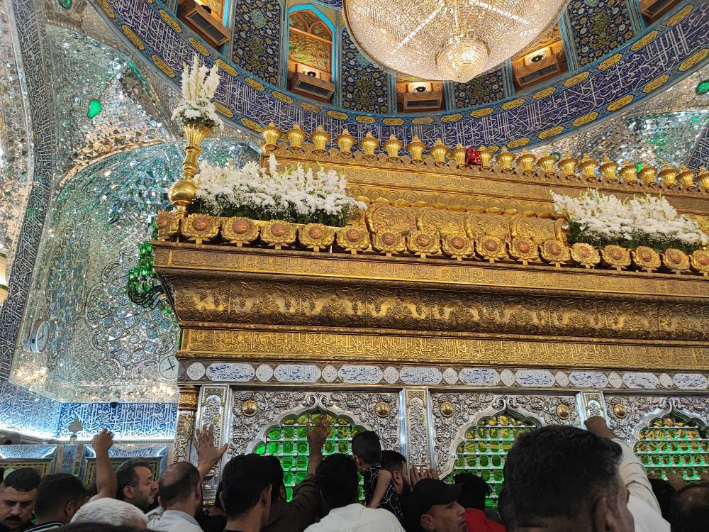 ضریح حرم امام علی