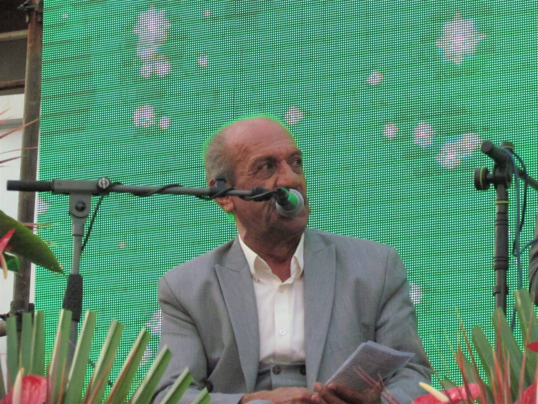 قابی خاطره انگیز از لحظه ناب عاشقی در جشن روز ۱۷ ربیع الاول
