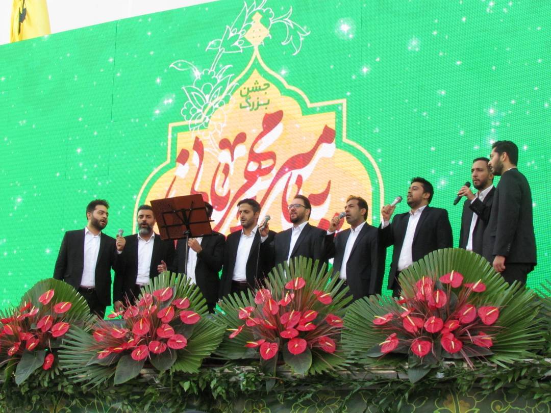 مراسم تواشیح خوانی در روز میلاد امام جعفر صادق(ع) و پیامبر اکرم(ص)