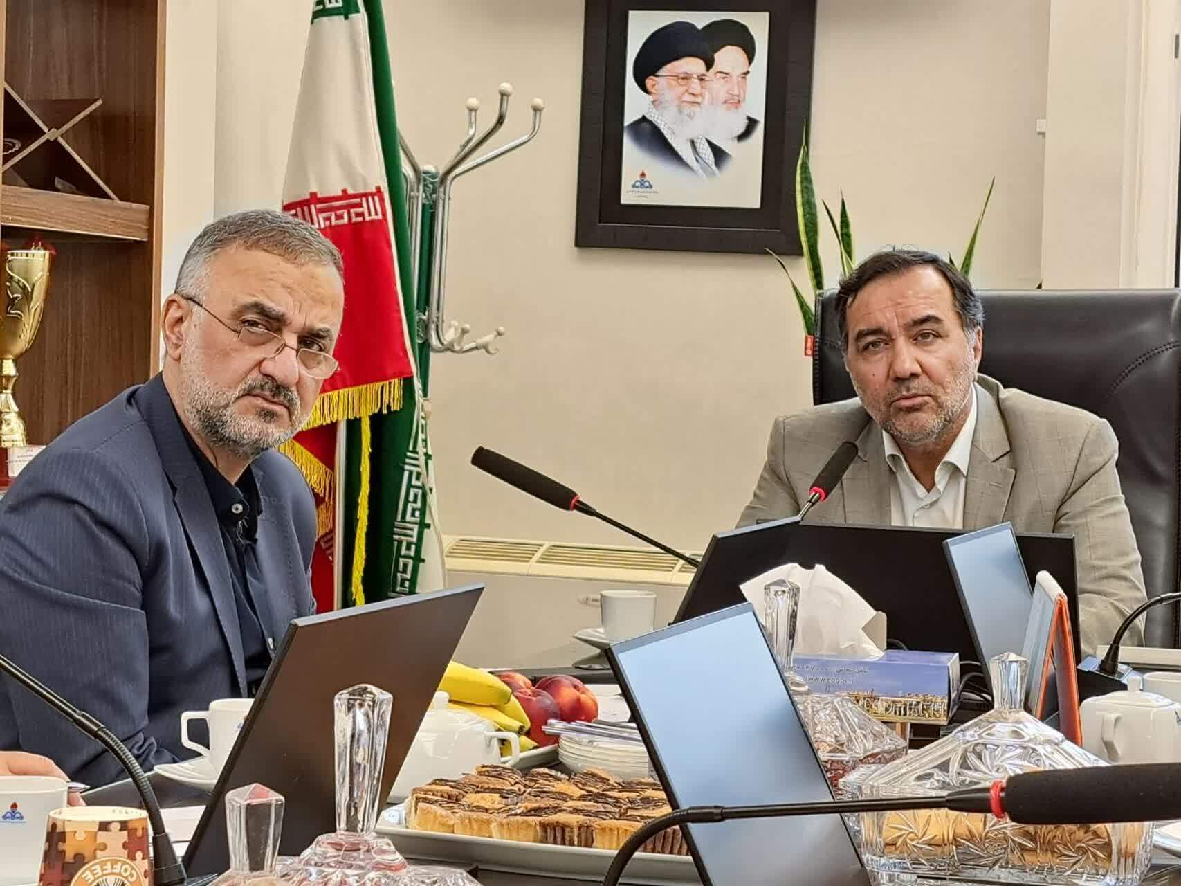 توسعه همکاری‌ها و هم افزایی میان دو شرکت بهره برداری نفت و گاز شرق و ملی حفاری