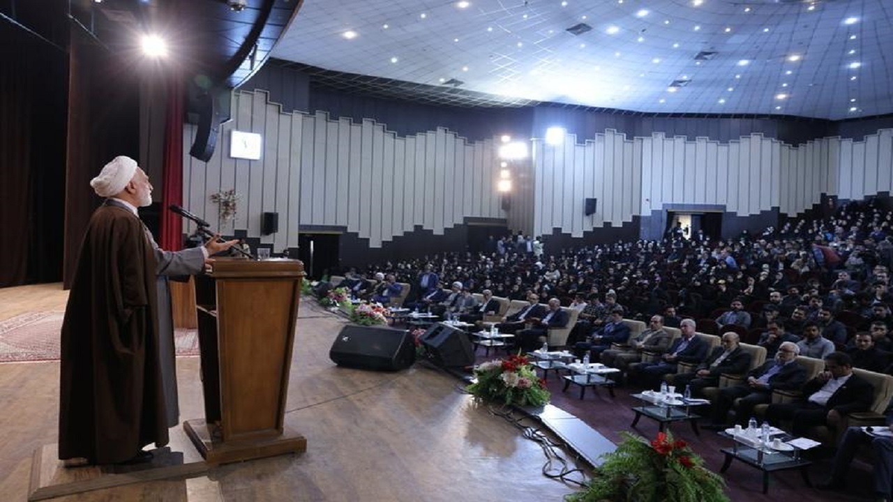 لزوم پیشرفت سریع در مسائل علمی کشور