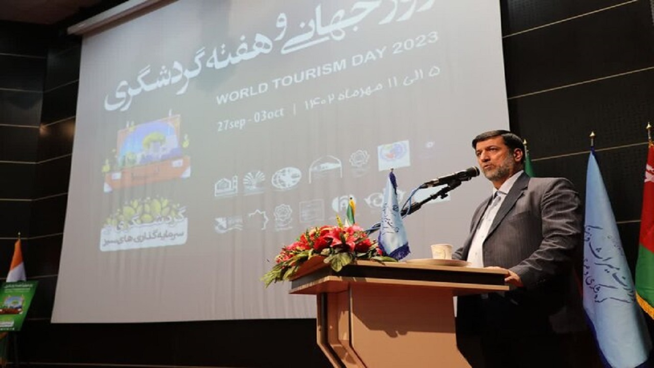 هیچ نماد فرهنگی و مذهبی در ورودی‌های شهر نداریم