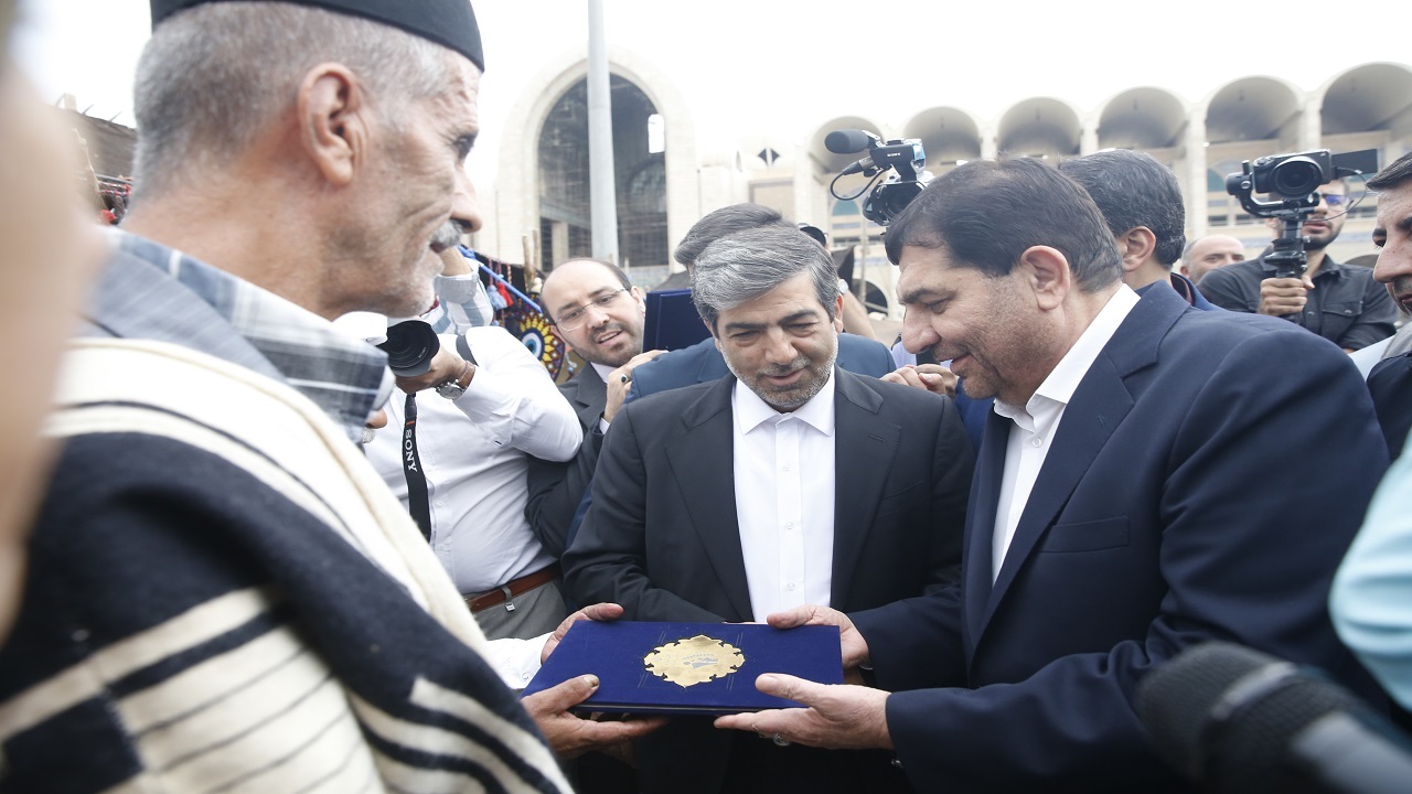 مخبر: دانش بنیان کردن تولیدات روستایی ضروری است
