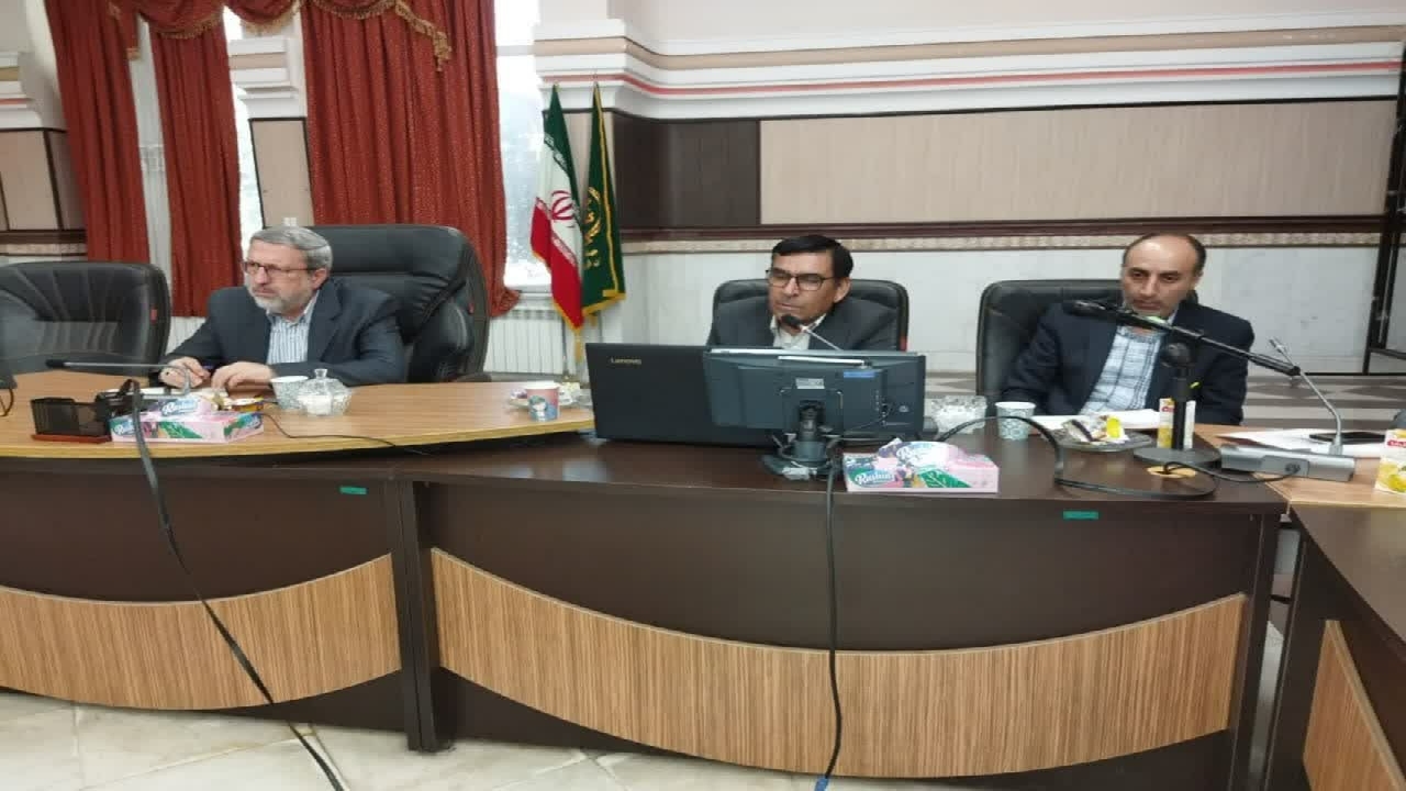 برای تولید محصولات کشاورزی به بهره وری فیزیکی و اقتصادی توجه شود