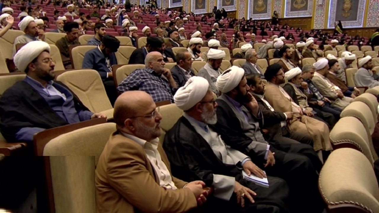 تجلیل از فعالان وقف در قم