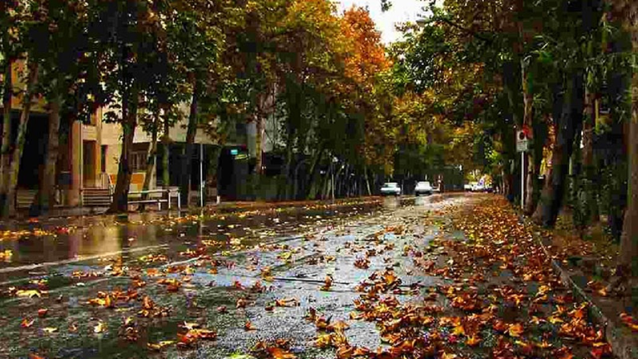 فیلمی از بارش نخستین باران پاییزی و لطافت هوای مینودشت