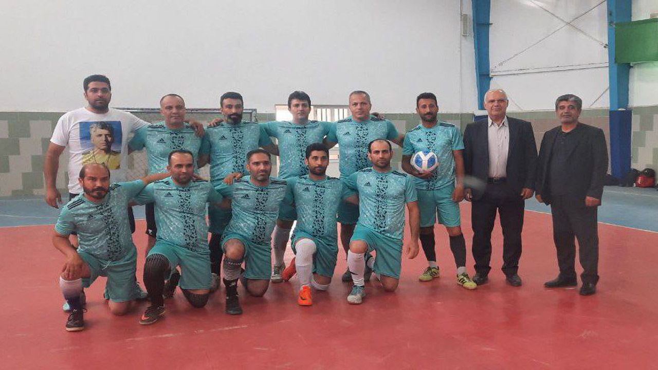 پست مازندران قهرمان مسابقات فوتسال روز جهانی پست