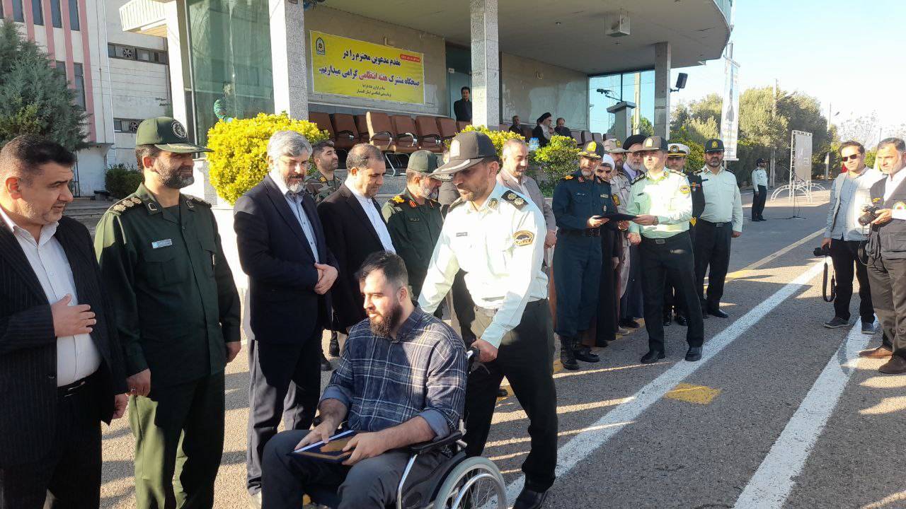 صبحگاه مشترک نیروهای نظامی و انتظامی در گلستان برگزار شد