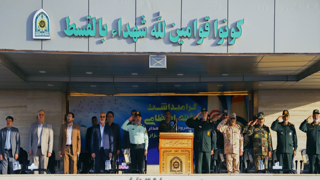 صبحگاه مشترک نیرو‌های انتظامی اهواز + تصاویر