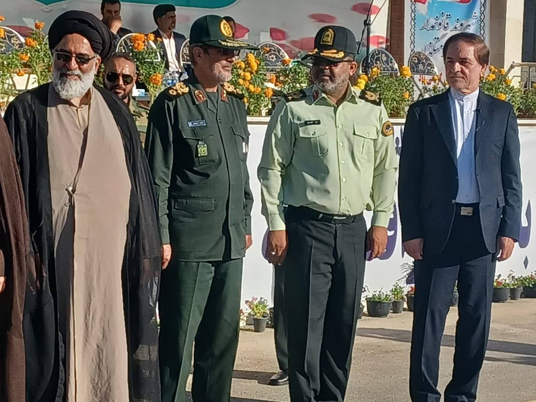 حضور نظامیان