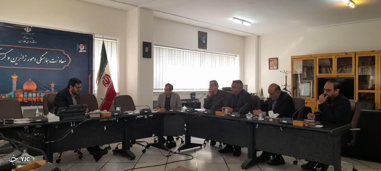 درخواست راه اندازی شبکه تلویزیونی ملی و بین‌المللی گردشگری از فارس در سفر ریاست جمهوری
