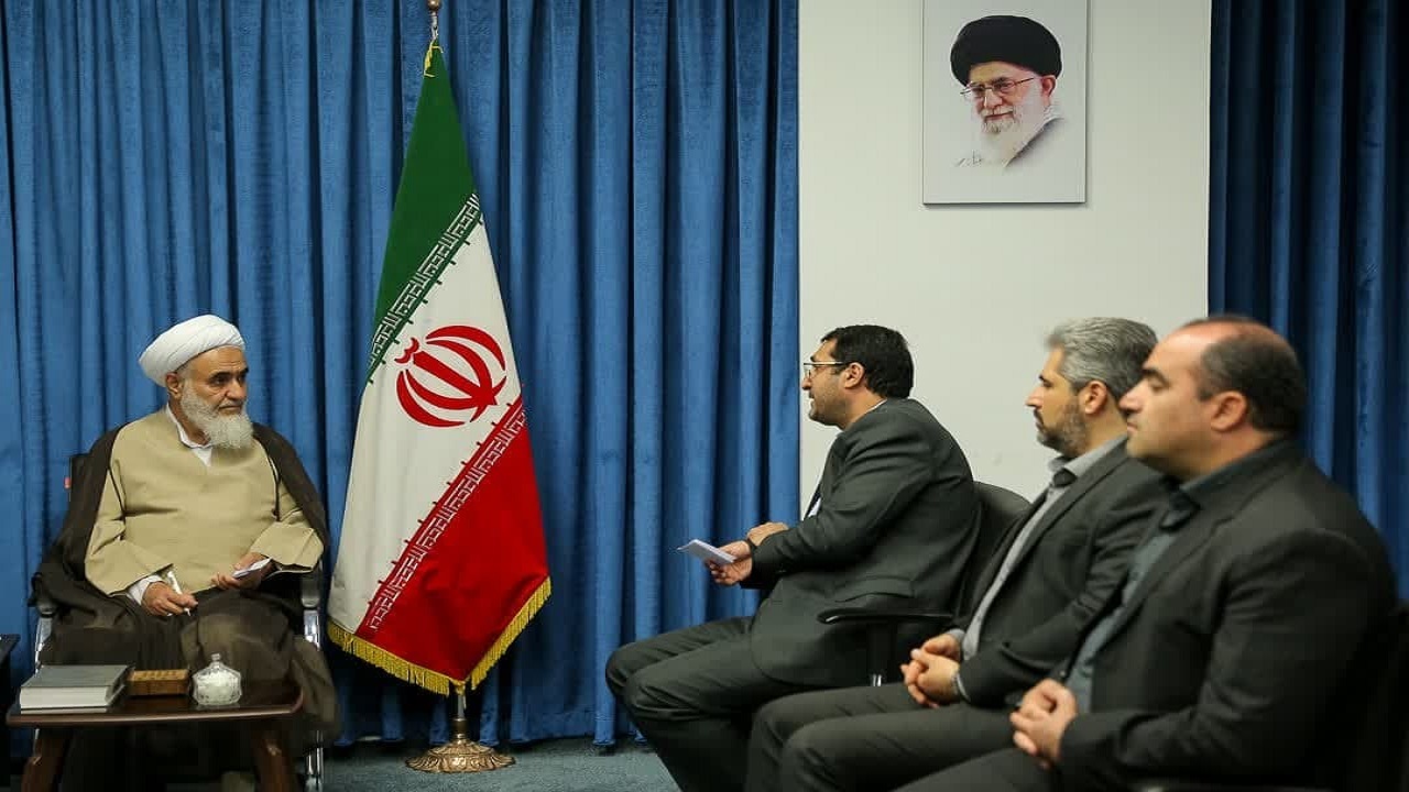 دیدار رئیس پارک علم و فناوری استان قزوین با امام جمعه قزوین