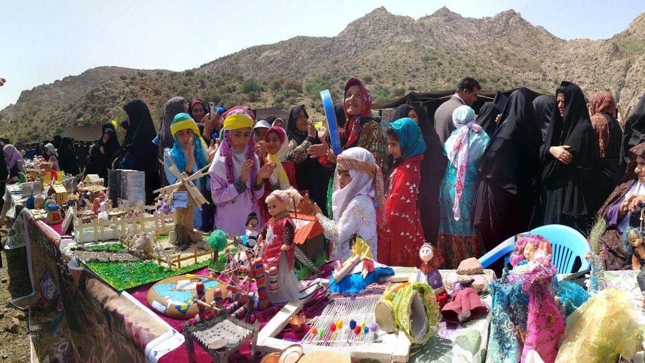 برگزاری جشنواره ملی روستا و عشایر در شهرستان خاتم