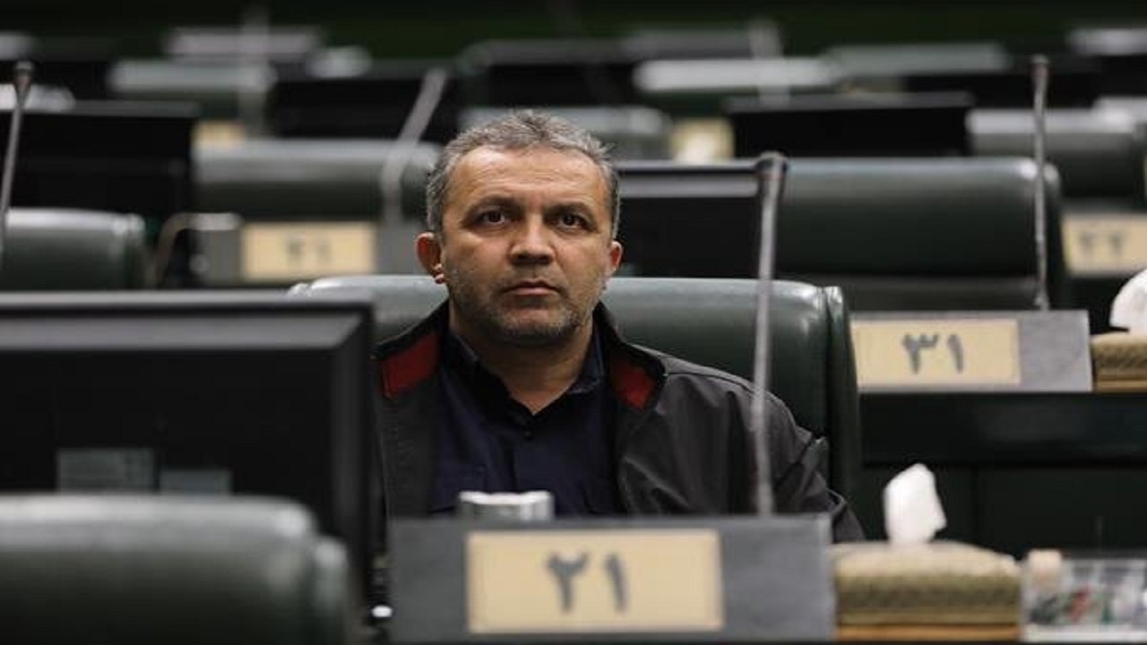 مجلس در جایگاهی نیست که بگوید چه کسی سرمربی تیم ملی باشد