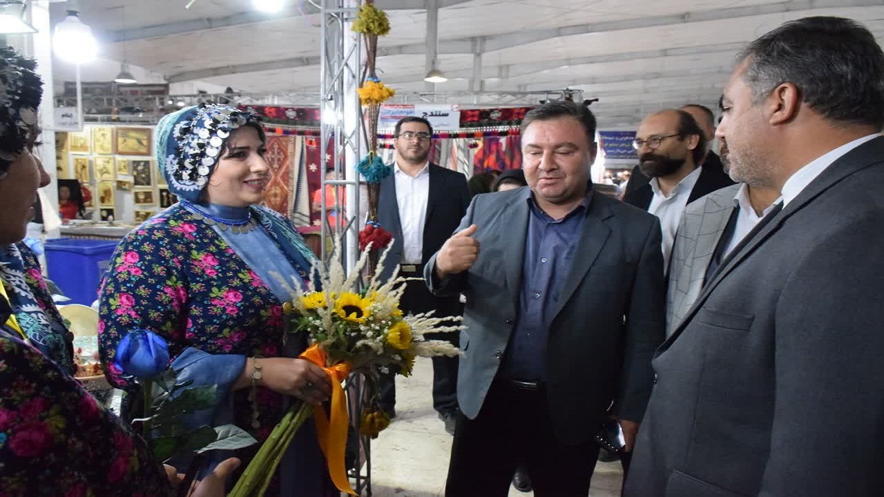 آغاز به‌کار نمایشگاه تخصصی صنایع‌دستی غرب کشور در سنندج