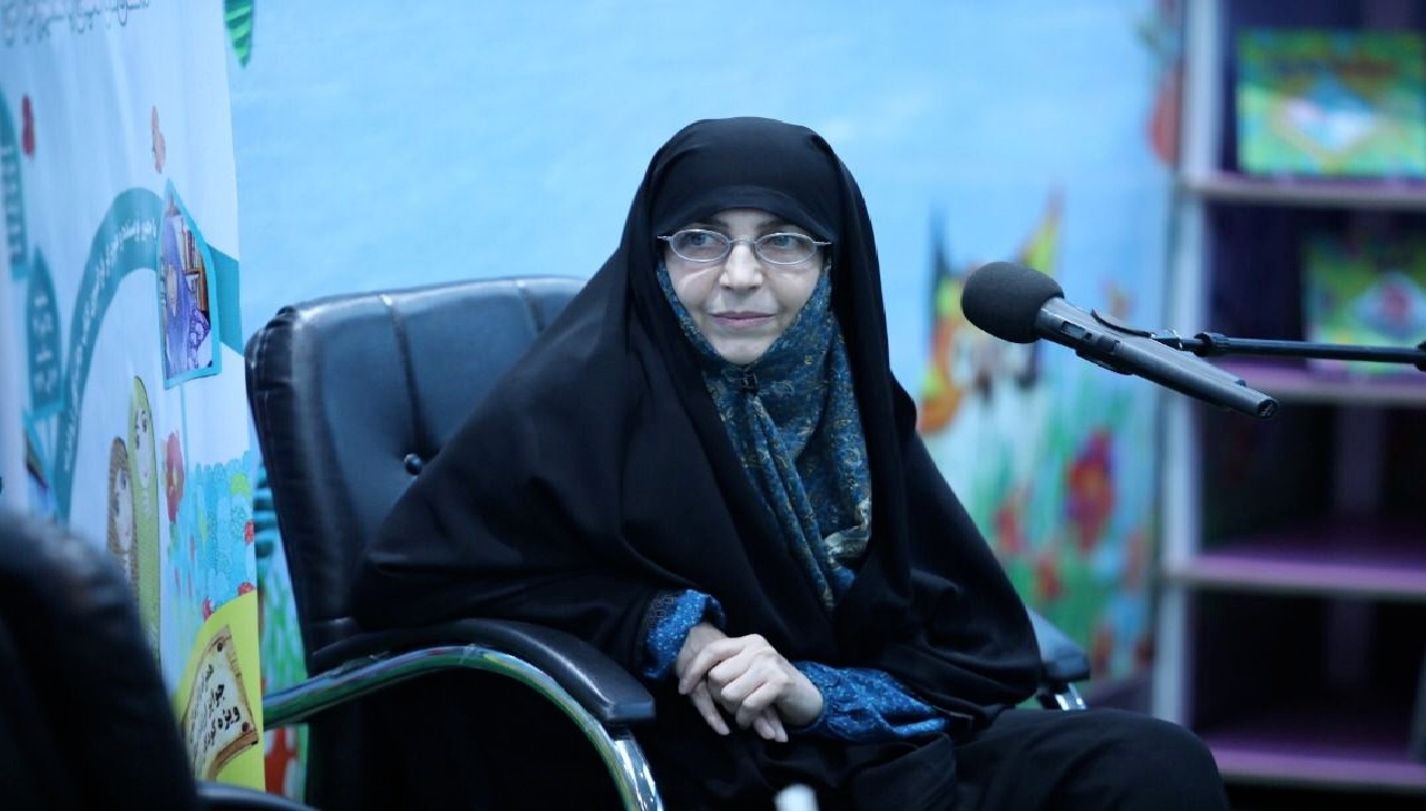 کلر ژوبرت، نویسنده‌ای فرانسوی که در ۱۹ سالگی مسلمان شد