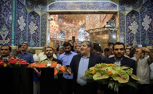 ضریح مطهر حضرت فاطمه معصومه (س) گل آرایی شد+تصاویر