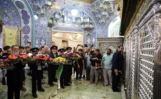 ضریح مطهر حضرت فاطمه معصومه (س) گل آرایی شد+تصاویر