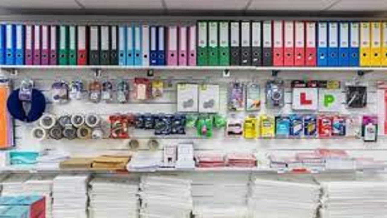 برپایی نمایشگاه عرضه و فروش ملزومات آموزشی و اداری در قزوین 