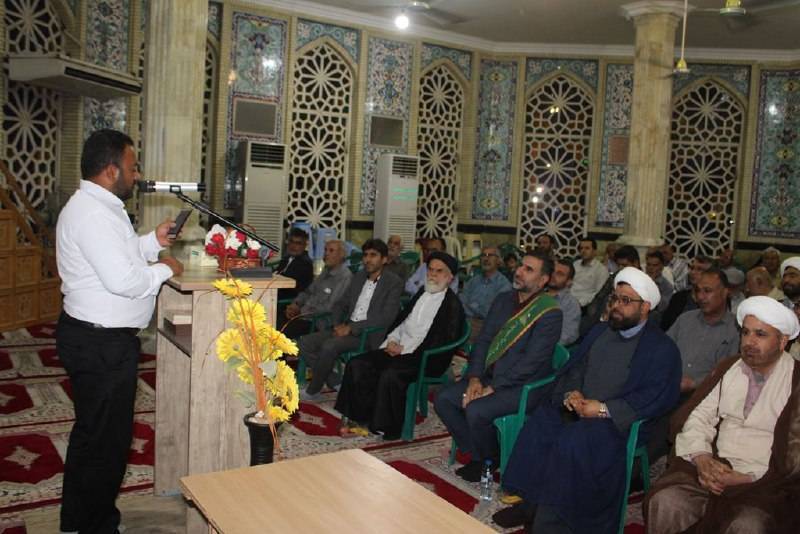 تصاویری از گرامیداشت هفته وقف با غبارروبی بقعه متبرکه امامزاده حضرت میر علی بن الحسین (ع)