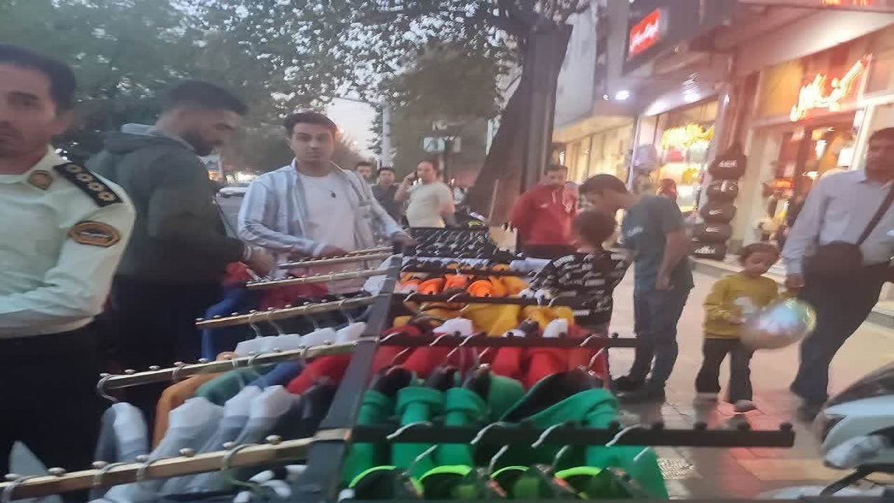 دستفروشان خیابان خیام قزوین ساماندهی شدند
