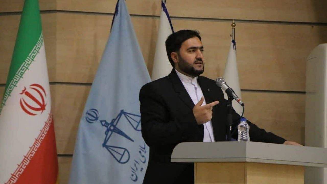 ناشناس، دارندگان سلاح غیر مجاز را معرفی کنید