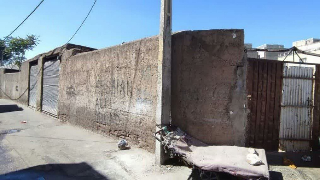 دیوار کشی ورودی حمام آخوند قزوین