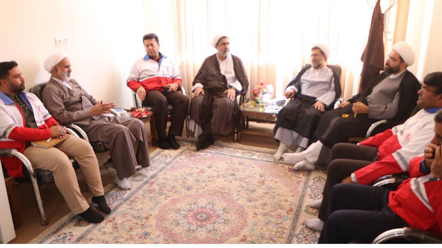 طلاب داوطلب هلال احمر، نقش تسهیلگری دارند