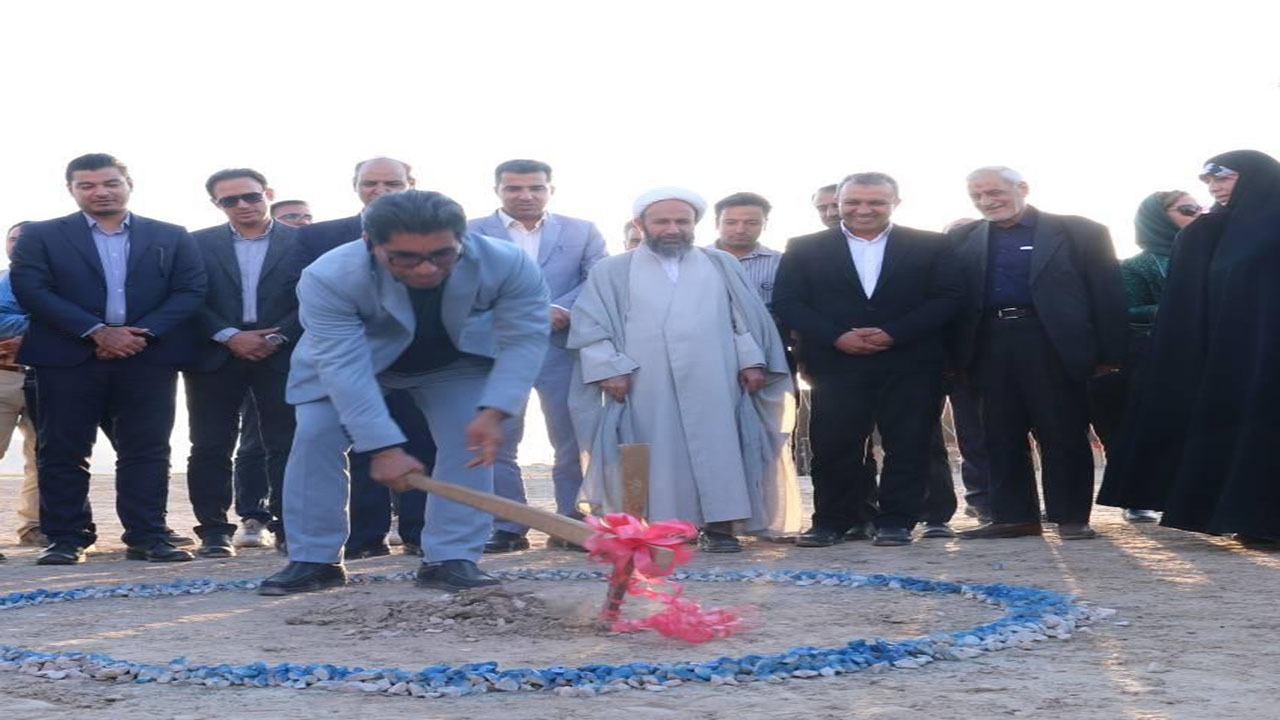 ساخت تصفیه خانه فاضلاب فیروزآباد آغاز شد