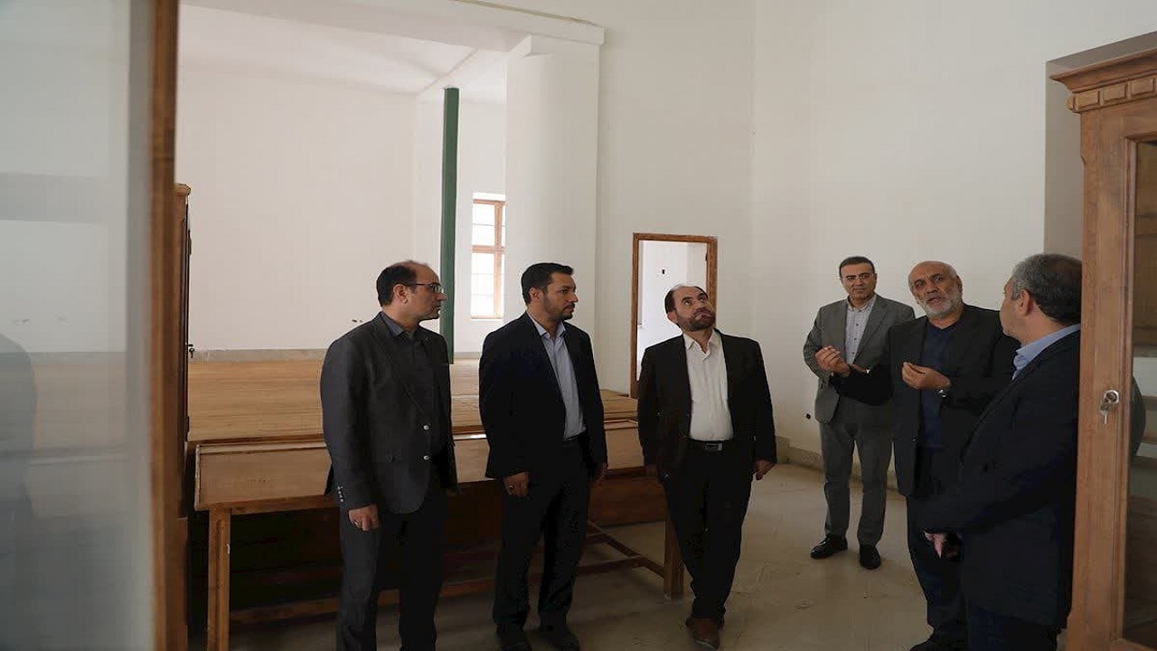 آمفی تئاتر دبیرستان تاریخی صفوی اردبیل موزه آموزش و پرورش می‌شود