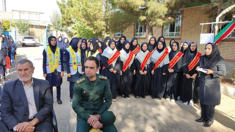 مراسم بازگشایی مدارس در مدارس چهاربرج