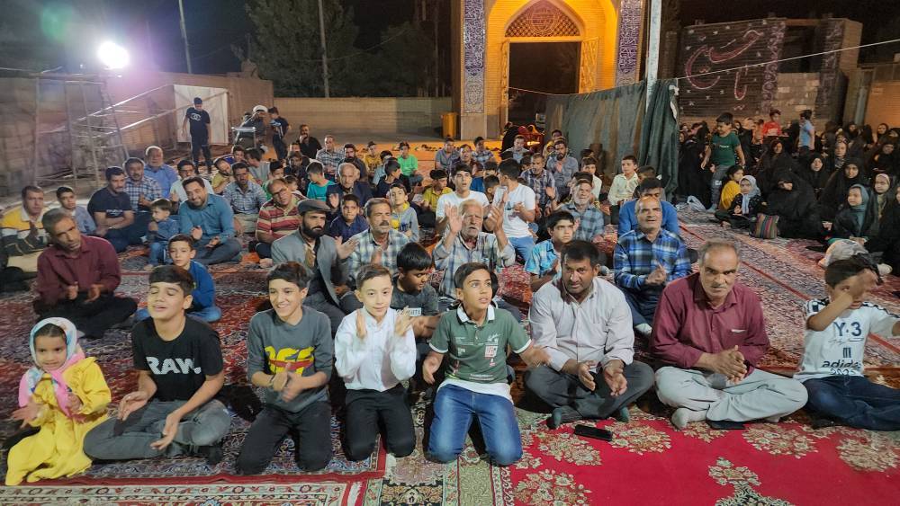 شادی کرمانی ها در جشن آغاز امامت حضرت مهدی (عج)