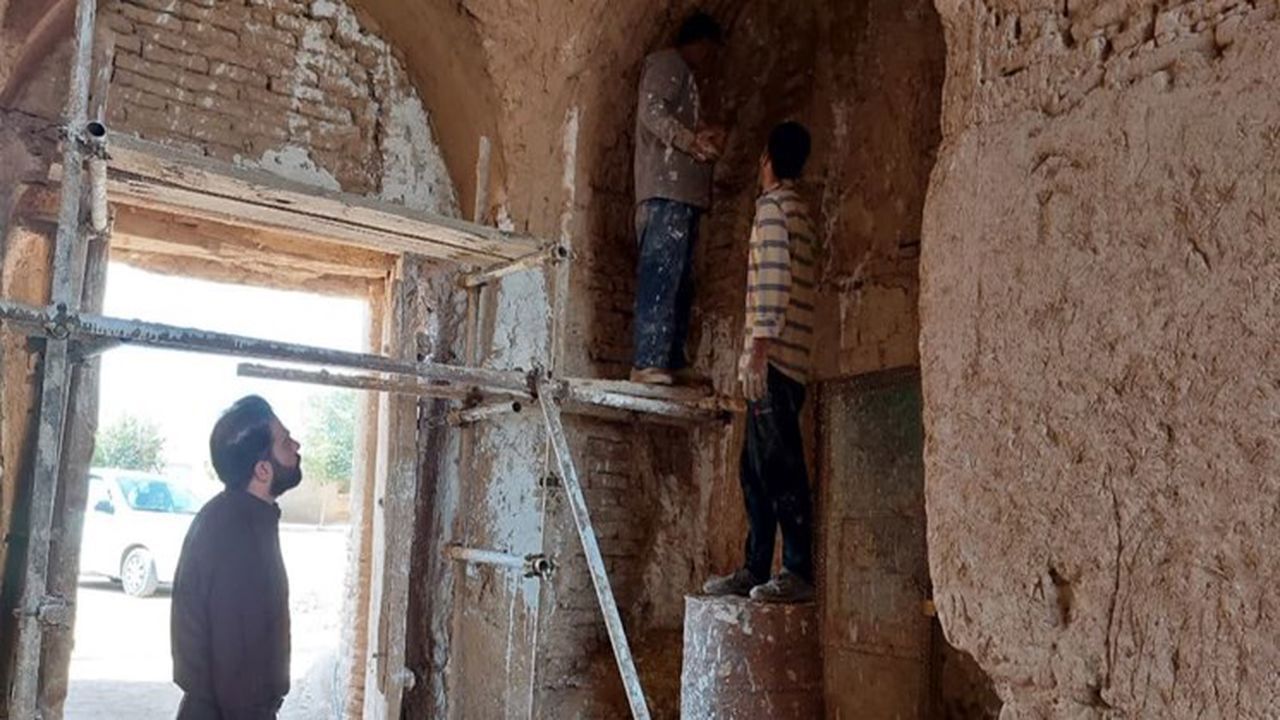مرمت تکیه تاریخی بیدآباد شاهرود آغاز شد