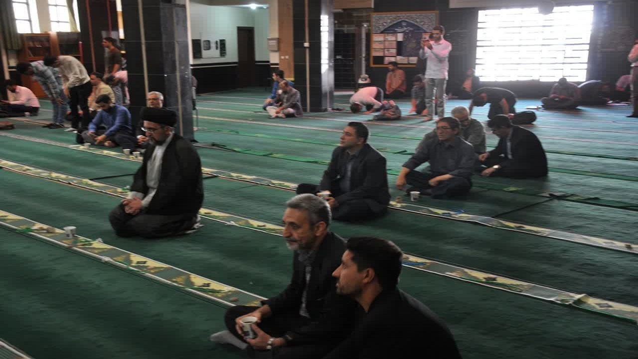 مراسم گرامیداشت جانباختگان زلزله هرات در دانشگاه آزاد استان خراسان رضوی