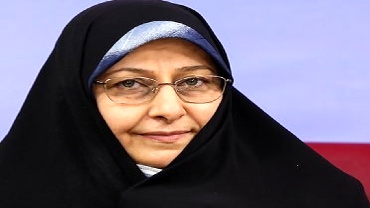 فرهنگ اصیل و انسانی درباره خانواده را در جهان رواج دهیم