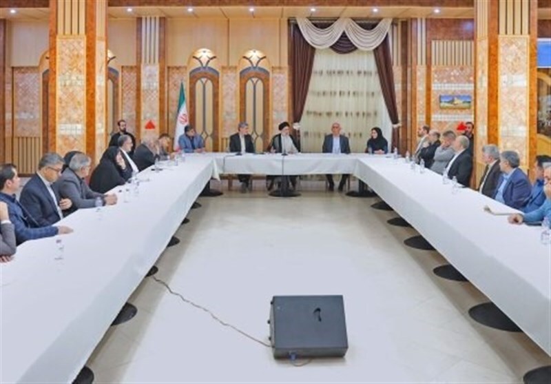 از بخش بهداشت و درمان تمرکززدایی می‌کنیم