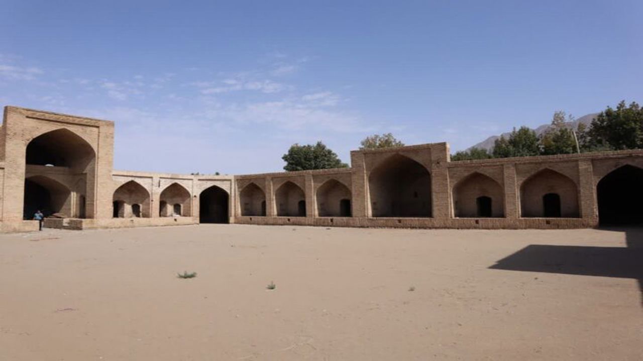 نگین درخشان معماری در میامی سرزمین کاروانسراها + فیلم