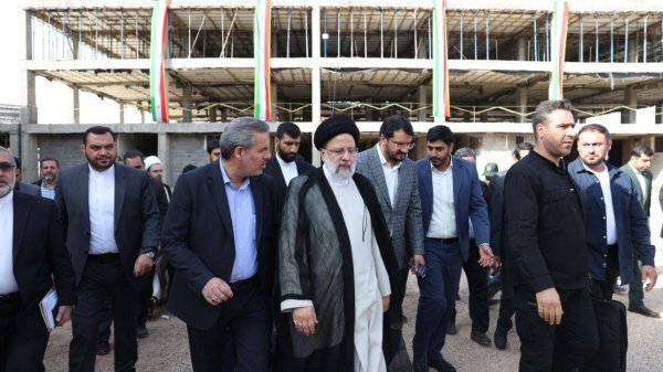 بازدید رئیسی از طرح‌های در حال ساخت نهضت ملی مسکن در شهر صدرا