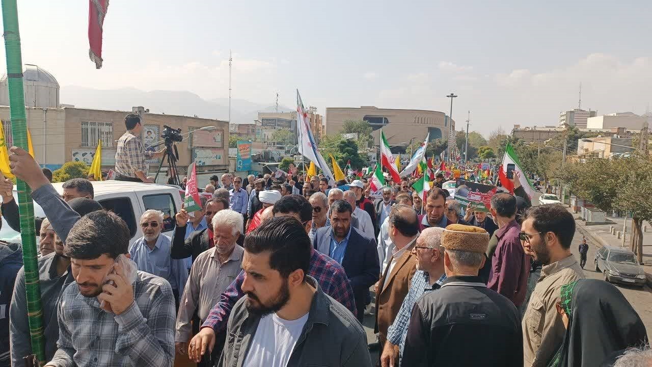 برگزاری مراسم راهپیمایی حمایت از مردم فلسطین به میزبانی اراک + فیلم