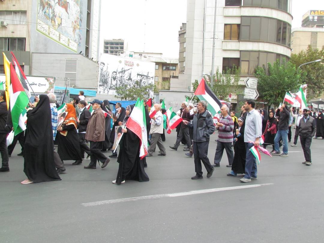 مراسم راهپیمایی در تهران