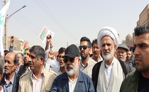 نمازگزاران زاهدانی در حمایت از مردم فلسطین راهپیمایی کردند+تصاویر