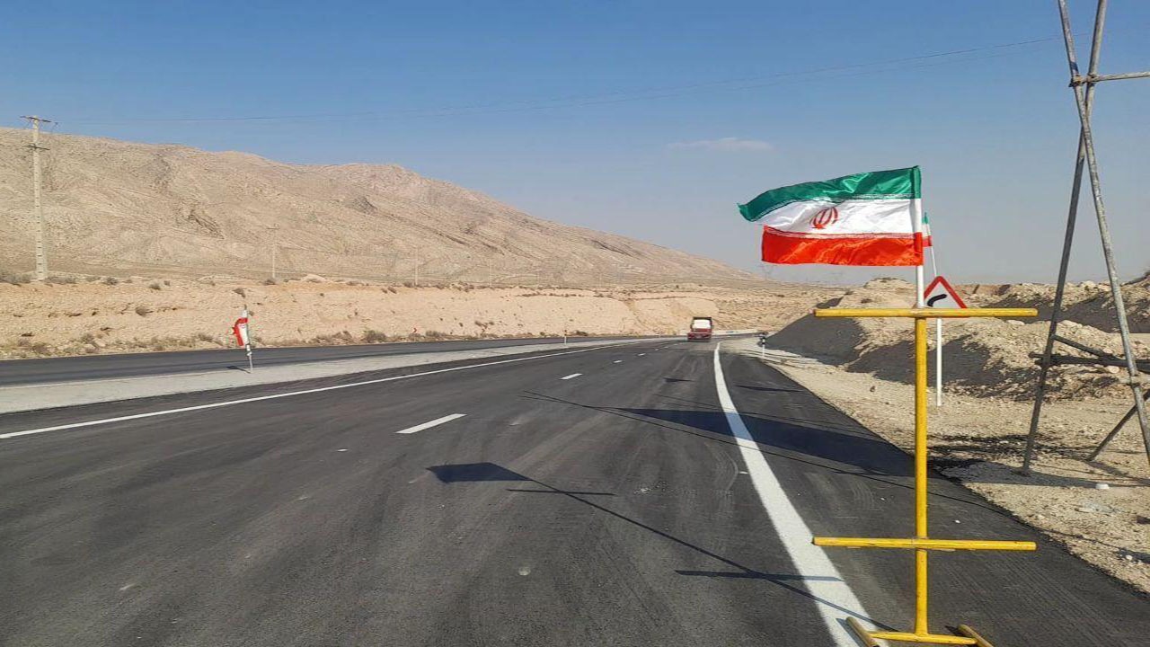 افتتاح ١٠۱ کیلومتر از بزرگراه جهرم - لار - بندرعباس با حضور وزیر راه